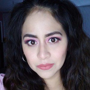 Meet your Posher, Josefa